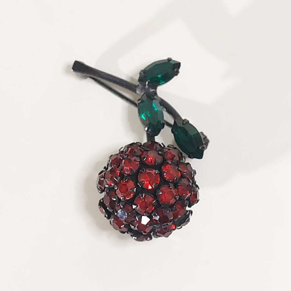 Warner Signed Vintage 1950s - 1960s Cherry Rhinestone Prong Set Brooch Pin
